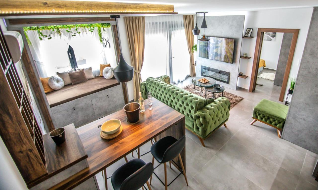 Royal Luxury Apartment Versec Kültér fotó