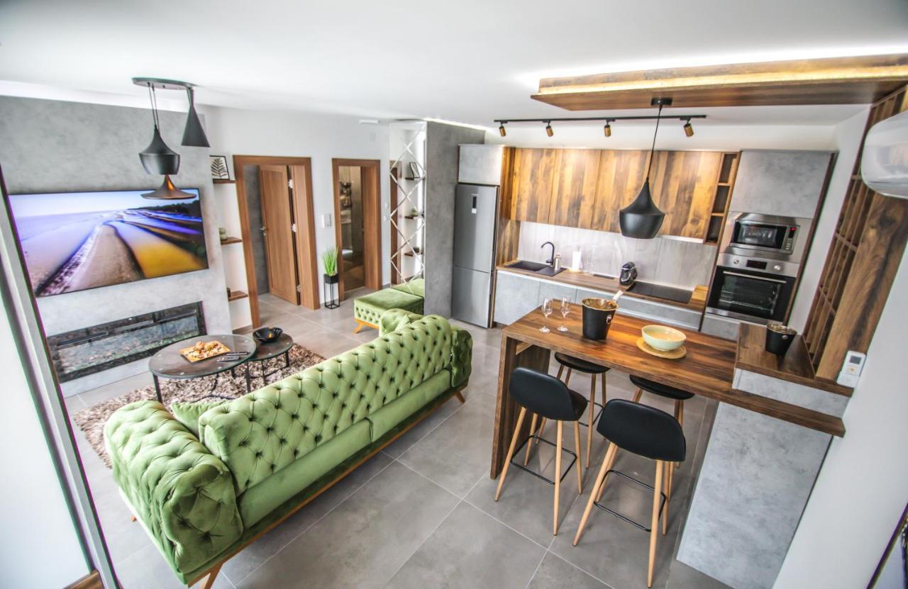 Royal Luxury Apartment Versec Kültér fotó