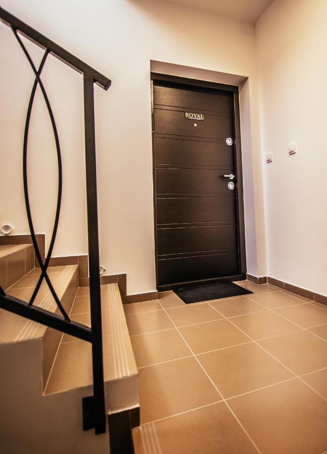 Royal Luxury Apartment Versec Kültér fotó
