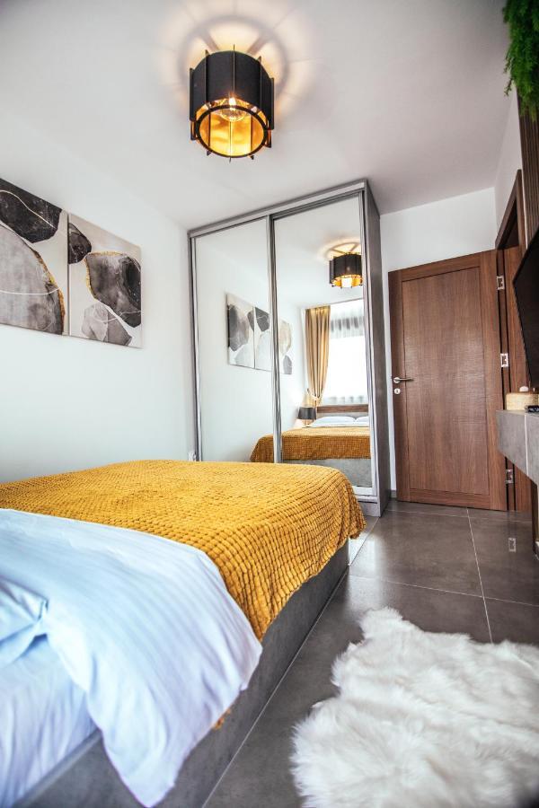 Royal Luxury Apartment Versec Kültér fotó