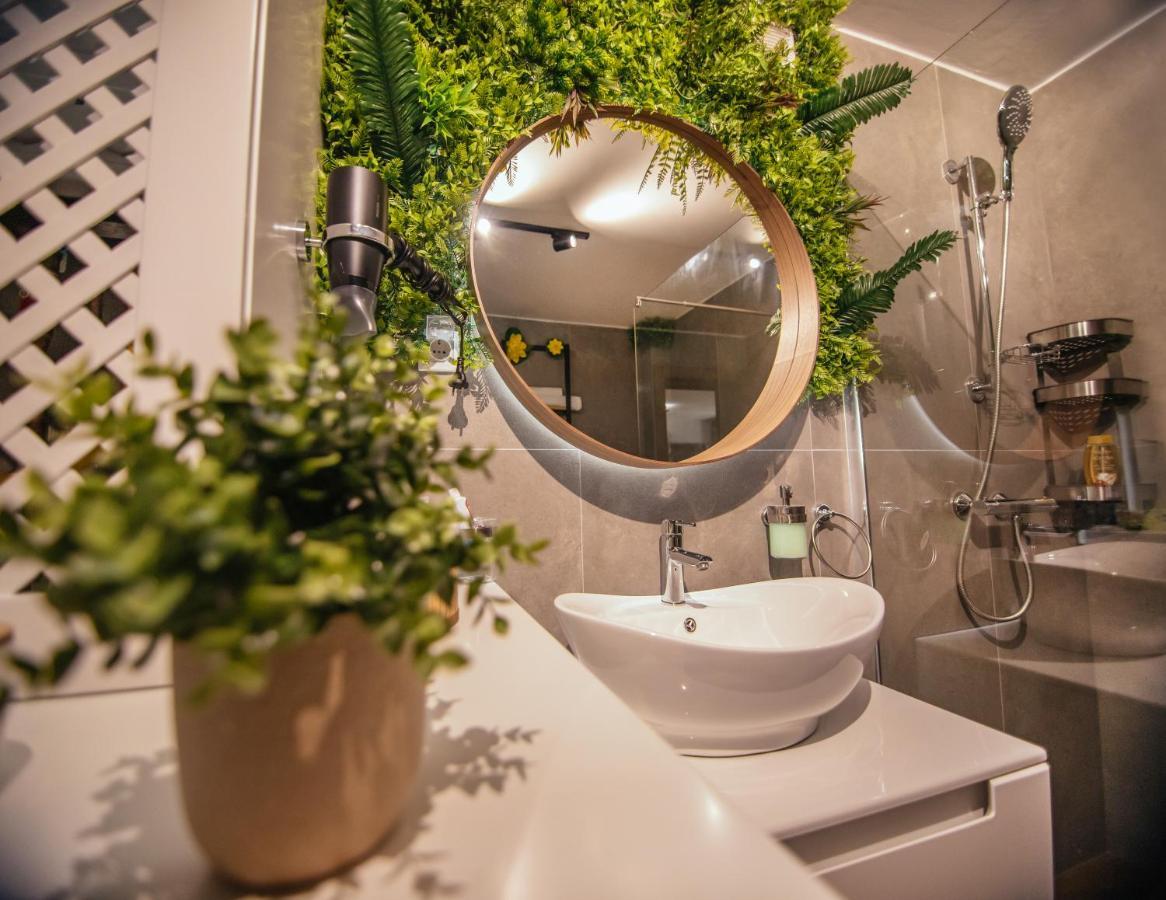 Royal Luxury Apartment Versec Kültér fotó