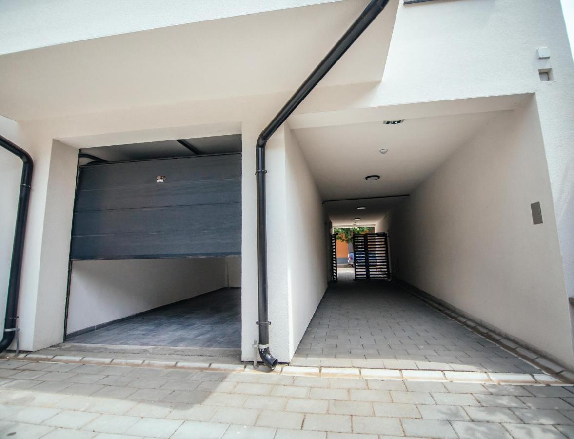 Royal Luxury Apartment Versec Kültér fotó